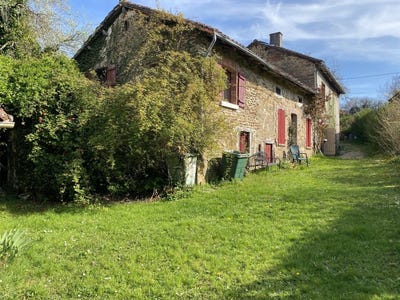 /international/fr/chateauneuf-la-foret-limousin-310107414570/