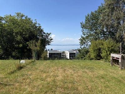 /international/fr/evian-les-bains-rhone-310108971824/