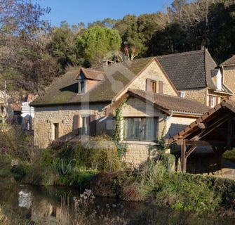 /international/fr/grolejac-aquitaine-310098878822/