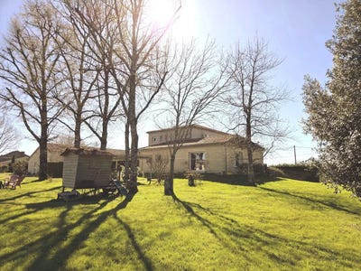 /international/fr/la-reole-aquitaine-310106835207/