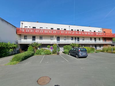 /international/fr/les-herbiers-pays-de-la-loire-310108699191/