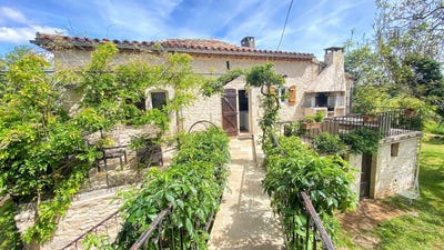 /international/fr/saint-antonin-noble-val-midi-pyrenees-310100710546/