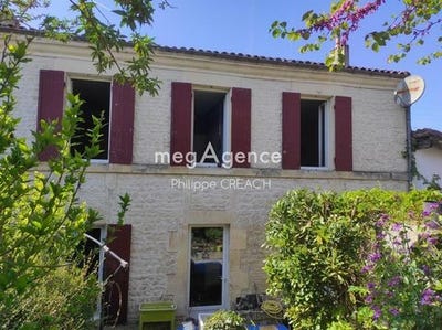 /international/fr/saint-jean-d-angely-charente-310107564557/