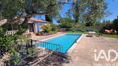 /international/fr/caux-limousin-310108283718/