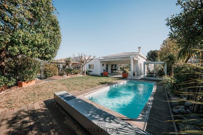 /international/fr/teyran-languedoc-roussillon-310107362726/
