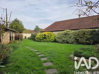 /international/fr/la-rochette-charente-310103663951/