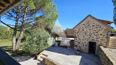 /international/fr/figeac-midi-pyrenees-310119943242/
