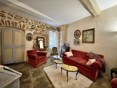 /international/fr/pouzolles-languedoc-roussillon-310105212329/