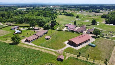 /international/fr/bourg-en-bresse-rhone-310100906101/