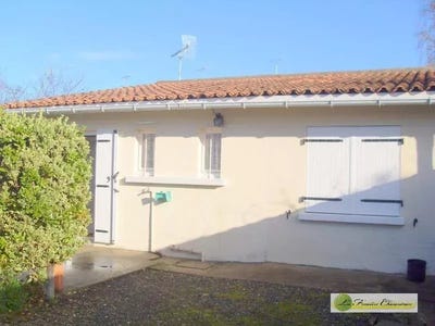 /international/fr/saint-michel-charente-310108843138/
