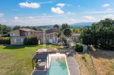 /international/fr/maubec-midi-pyrenees-310107368189/