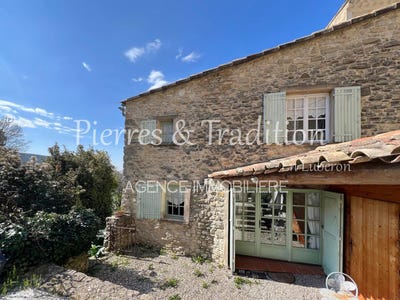/international/fr/saignon-provence-alpes-cote-d-azur-310100888956/