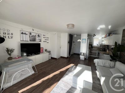 /international/fr/cogolin-provence-alpes-cote-d-azur-310108593100/