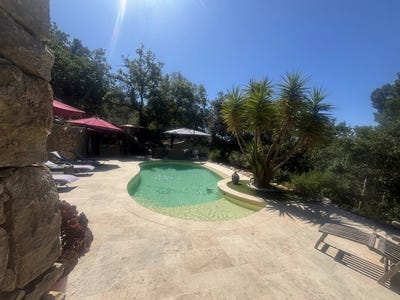 /international/fr/figanieres-provence-alpes-cote-d-azur-310101326887/?lang=pt