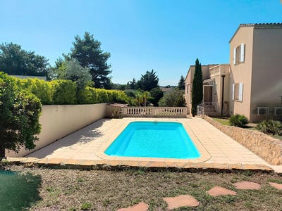 /international/fr/villeneuve-les-avignon-languedoc-roussillon-310101154690/?lang=en