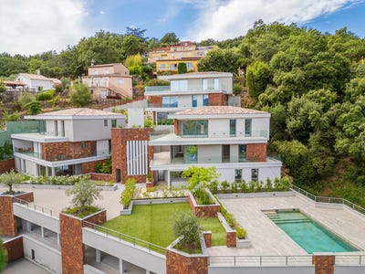 /international/fr/les-adrets-de-l-esterel-hh-15311909-les-adrets-de-l-esterel-provence-alpes-cote-d-azur-310109015217/