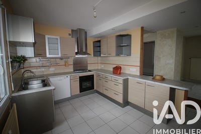 /international/fr/varennes-vauzelles-burgundy-310108777241/