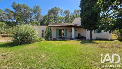 /international/fr/pignans-provence-alpes-cote-d-azur-310109128008/