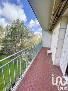 /international/fr/tours-centre-val-de-loire-310098143560/