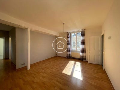 /international/fr/blois-centre-val-de-loire-310107708265/