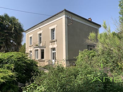 /international/fr/champniers-charente-310102340306/