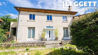 /international/fr/montpon-menesterol-aquitaine-310100137384/