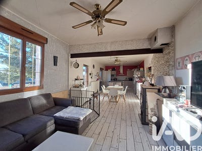 /international/fr/thouars-charente-310103608479/