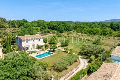 /international/fr/oppede-provence-alpes-cote-d-azur-310108526540/