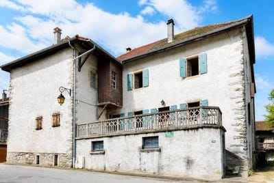 /international/fr/lully-rhone-310108865714/?lang=it