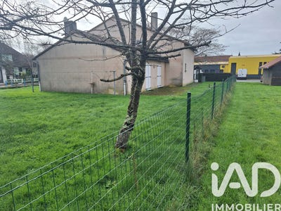 /international/fr/archigny-charente-310104460140/