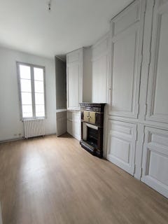 /international/fr/saint-junien-limousin-310108460436/