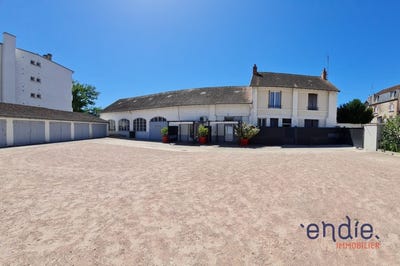 /international/fr/montlucon-auvergne-120090258771/?lang=zh-cn