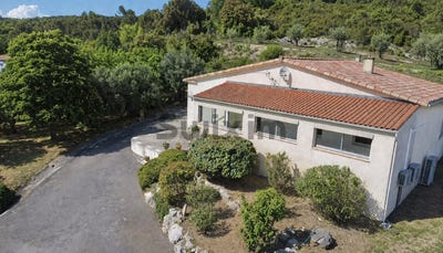 /international/fr/saint-just-et-vacquieres-languedoc-roussillon-310108728571/