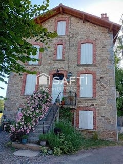 /international/fr/celles-sur-durolle-auvergne-310108459561/