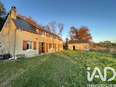 /international/fr/bourgueil-pays-de-la-loire-310106512244/