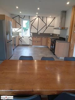 /international/fr/lapalisse-auvergne-310102991206/