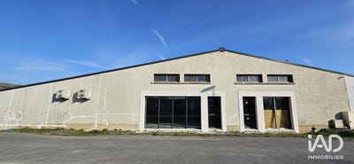 /international/fr/les-epesses-pays-de-la-loire-310106390893/