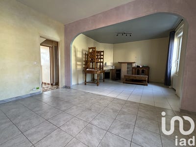 /international/fr/issoudun-centre-val-de-loire-310095979339/