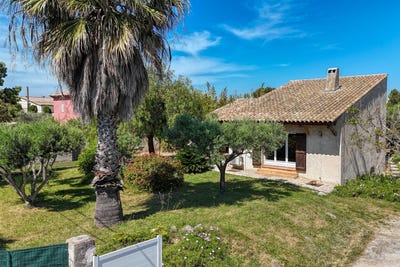 /international/fr/six-fours-les-plages-provence-alpes-cote-d-azur-310101176267/?lang=fr