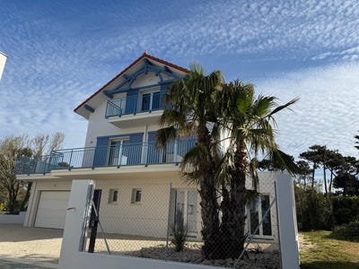 /international/fr/saint-palais-sur-mer-charente-310099574538/