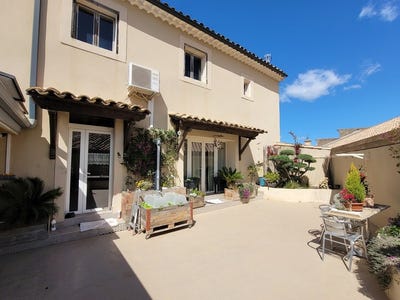 /international/fr/caux-languedoc-roussillon-120095847641/