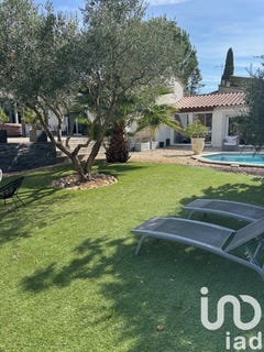 /international/fr/castillon-du-gard-languedoc-roussillon-310101133180/