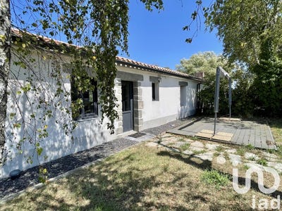 /international/fr/saint-hilaire-de-riez-pays-de-la-loire-310101415698/
