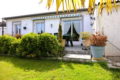 /international/fr/port-jerome-sur-seine-upper-normandy-310108630560/
