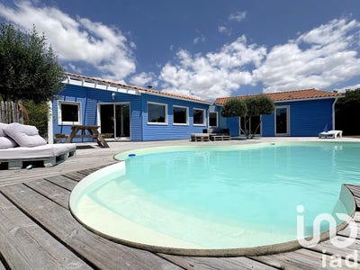 /international/fr/saint-hilaire-de-riez-pays-de-la-loire-310100886121/