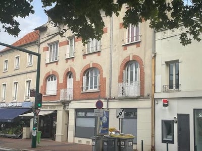 /international/fr/le-vesinet-ile-de-france-310102704736/