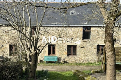 /international/fr/sarzeau-brittany-310098877733/
