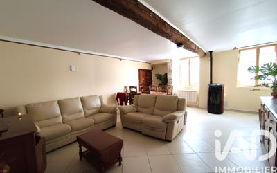 /international/fr/ouarville-centre-val-de-loire-310103606144/