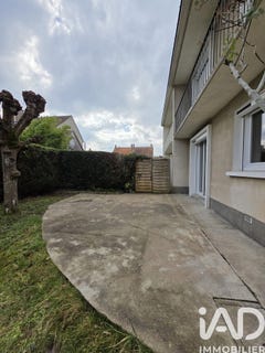 /international/fr/saint-avertin-centre-val-de-loire-310107321064/