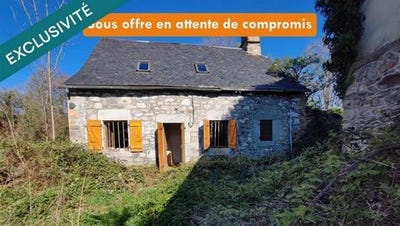 /international/fr/saint-etienne-de-chomeil-auvergne-310100499012/